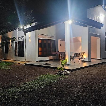 Sunset Villa เนกอมโบ ภายนอก รูปภาพ